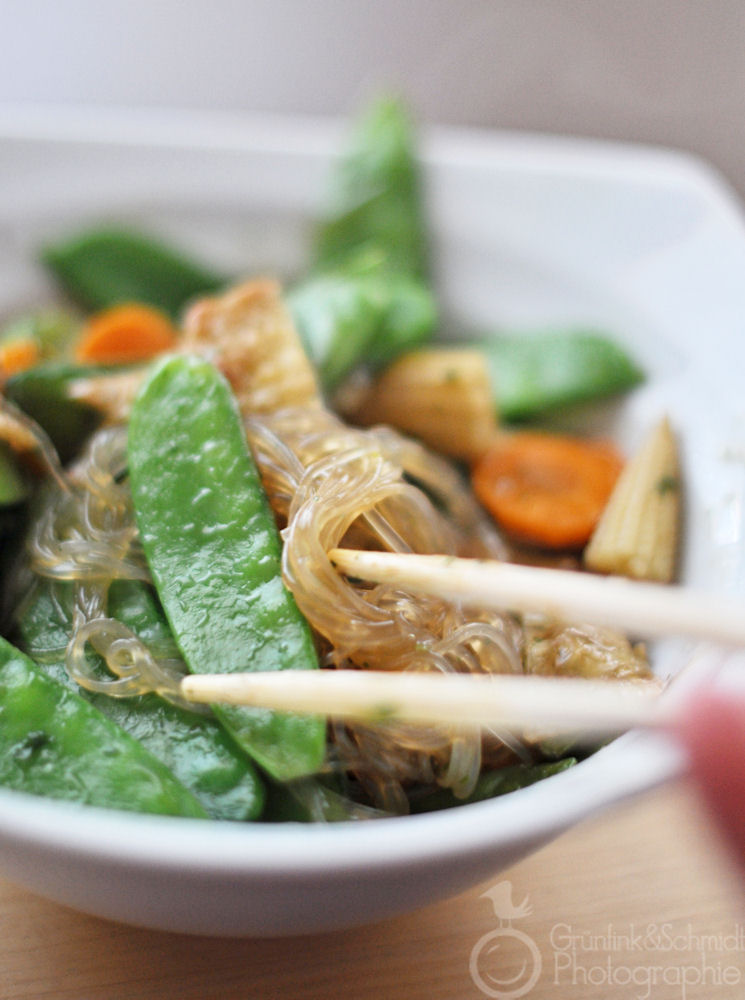 Snow Pea Stir-Fry with Tofu