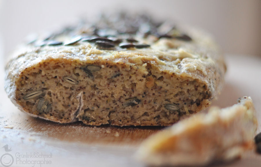 Mingle-Mangle Bread with Buttery Pumpkin Seed Crust